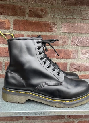 Dr. Martens 1460 smooth black (41), marca: Dr. Martens, estado: Muito bom, tamanho: 41, €110.00, €116.20 inclui Proteção do Comprador Pro