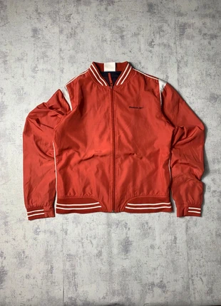 Reebok TrackJacket Ultra Red Vintage Aesthetic Oversized Style
L Woman, marca: Reebok, estado: Muito bom, tamanho: L, €32.90, €35.25 inclui Proteção do Comprador
