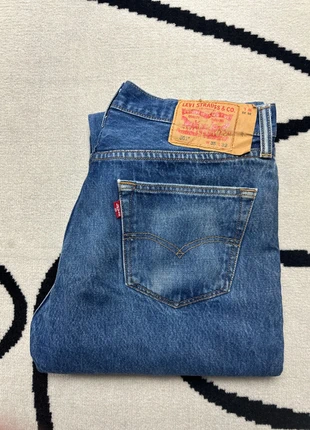 Jean Levi’s 501 W35 L32 bleu J15008, marke: Levi's, zustand: Sehr gut, größe: W35 | DE 50, 30,00 €, 32,20 € beinhaltet Vinted-Käuferschutz Pro