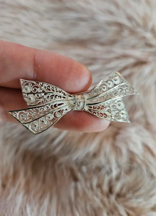 Silver Tone Filigree Bow Brooch, brand: Lady Vintage, condition: Very good, £2.15, £2.96 includes Buyer Protection