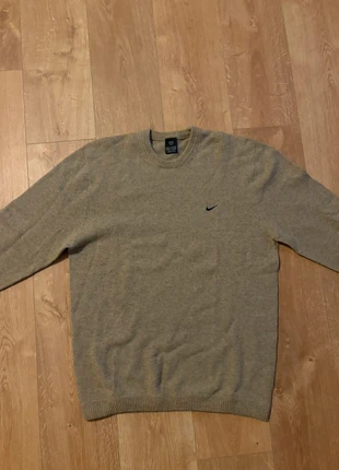 Pull Nike Vintage beige- Taille L Hommes, merk: Nike, staat: Heel goed, maat: L, € 24,90, € 26,85 inclusief Kopersbescherming Pro