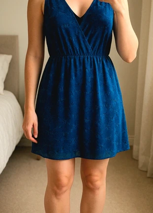 Robe chic MANGO Taille M, marque: Mango, état: Très bon état, taille: M / 38 / 10, 12,00 €, 13,30 € Protection acheteurs (Pro) incluse