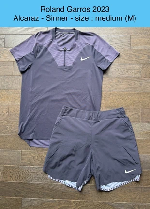 Roland Garros 2023 - tenue de tennis Nike - sinner - Alcaraz - taille M - tres bon état, marke: Nike, zustand: Sehr gut, größe: M, 129,99 €, 137,19 € beinhaltet Vinted-Käuferschutz Pro