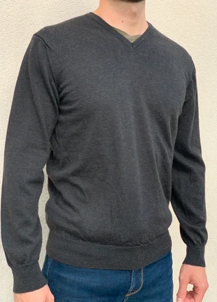 Pull col V laine vierge, merk: Burton, staat: Heel goed, maat: M, € 10,00, € 11,20 inclusief Kopersbescherming