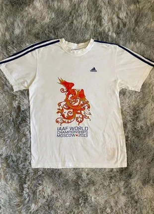 T-shirt - Adidas - Vintage / 2000’s - Très bon état - Taille M - Blanc - Floqué « Moscow 2013 », marca: adidas, estado: Muito bom, tamanho: M, €25.00, €26.95 inclui Proteção do Comprador