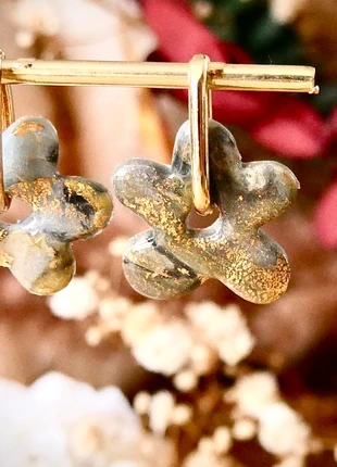 Fleurs de mer Soleil Gris, marke: Fait Main, zustand: Neu, mit Etikett, 12,00 €, 13,30 € inklusive Vinted-Käuferschutz