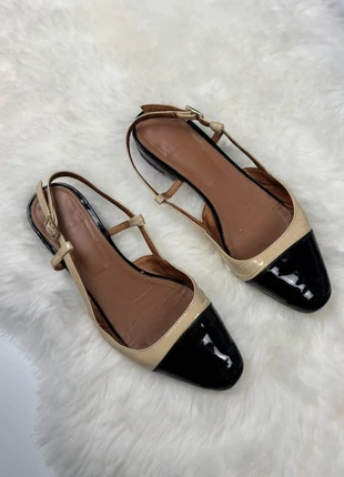 Escarpins bicolores Jonak vernis beige & noir, marque: Jonak, état: Très bon état, taille: 38, 59,90 €, 63,60 € Protection acheteurs (Pro) incluse