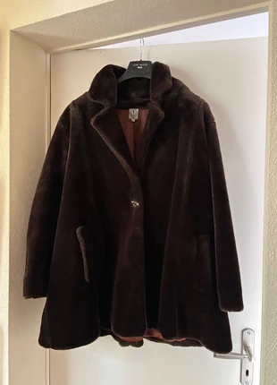 Manteau blouson vintage fausse fourrure marron, marque: Vintage, état: Très bon état, taille: M / 38 / 10, 42,00 €, 44,80 € Protection acheteurs incluse