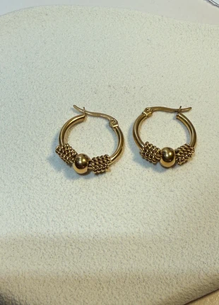 Chic and Elegant Minimalist 18k Gold plated Hoop Earrings, brand: COS, condition: New without tags, €12.00, €13.30 includes Buyer Protection