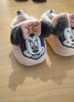 Chaussons Minie, marque: Disney Baby, état: Très bon état, taille: 15 et moins, 3,00 €, 3,85 € Protection acheteurs incluse