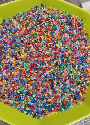 Loisirs creatifs : 160 grs de perles de rocaille, marque: NO LABEL, état: Neuf sans étiquette, 4,00 €, 4,90 € Protection acheteurs incluse