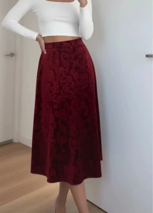 Jupe longue bordeaux en velours taille haute, marque: Vintage Dressing, état: Très bon état, taille: M / 38 / 10, 44,00 €, 46,90 € Protection acheteurs incluse