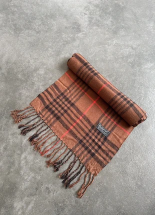 Écharpe femme burberry marron originale 100% laine, marke: Burberry, zustand: Sehr gut, 26,00 €, 28,00 € inklusive Vinted-Käuferschutz