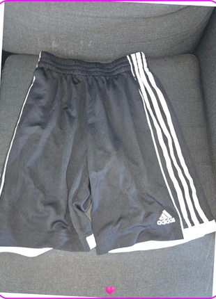 short Adidas sport L enfant 14/16ans, brand: adidas, condition: Very good, size: L, €8.00, €9.10 includes Buyer Protection