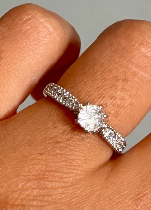💠 Bague en argent – Pierre brillante & finition raffinée, merk: Argent, staat: Nieuw met prijskaartje, maat: Aanpasbaar, € 10,00, € 11,20 inclusief Kopersbescherming