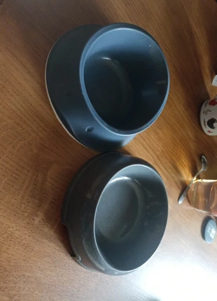 Gamelles chat /chien, marque: Petits, état: Bon état, 3,00 €, 3,85 € Protection acheteurs incluse