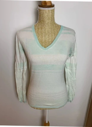 Pull Col en V Tommy Hilfiger - Taille S Femme, brand: Tommy Hilfiger, condition: Very good, size: S / 36 / 8, €12.00, €13.30 includes Buyer Protection Pro