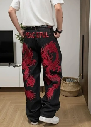 Jean oversize noir à surpiqûres rouges et chaînes – Style streetwear grunge unisexe Taille M, marca: EdgeNova Studio, estado: Muy bueno, tamaño: M, 58,90 €, 62,55 € Protección al comprador Pro incluida
