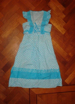 Original vintage sixties seventies dress, white turquoise prints, klederdracht, size S/M, merk: Vintage, staat: Heel goed, maat: M / 38 / 10, € 15,00, € 16,45 inclusief Kopersbescherming