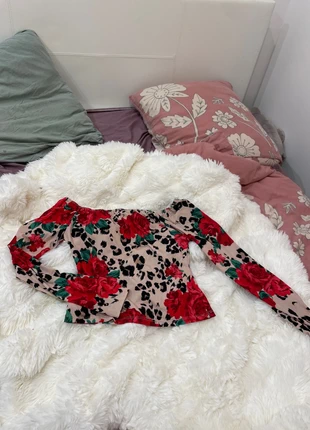 Haut a manches longues motif rose léopard, marque: Miss Selfridge, état: Très bon état, taille: S / 36 / 8, 4,00 €, 4,90 € Protection acheteurs incluse