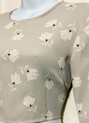 Zara Grey Green Floral Cropped Top | Minimalist Cottagecore | Date Night - Size S, brand: Zara, condition: Very good, size: S / UK 8-10, £9.95, £11.15 includes Buyer Protection