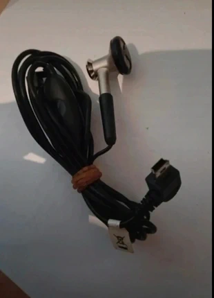 Auricolare motorola originale, marca: Motorola, estado: Muito bom, €2.00, €2.80 inclui Proteção do Comprador