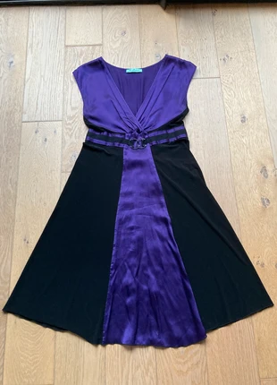 Robe en soie Guess by Marciano | Taille 42 femmes | Violette et sans logo apparent., marke: Guess by Marciano, zustand: Sehr gut, größe: XL / 42 / 14, 39,95 €, 42,65 € inklusive Vinted-Käuferschutz