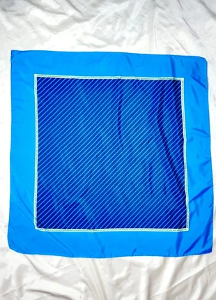 Foulard bleu graphique satin 60s sixties scarf blue vintage graphic lines, brand: Vintage Chic, condition: Very good, €6.00, €7.00 includes Buyer Protection
