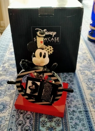 Statuette Disney mickey showcase neuve, marque: Showcase, état: Très bon état, 40,00 €, 42,70 € Protection acheteurs incluse