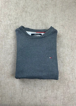Pull Tommy Hilfiger bleu taille XXL, merk: Tommy Hilfiger, staat: Heel goed, maat: XXL, € 12,00, € 13,30 inclusief Kopersbescherming Pro
