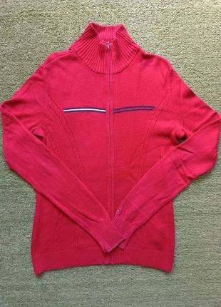 Haut tommy Hilfiger rouge avec col montant taille S, brand: Tommy Hilfiger, condizioni: Ottime, taglia: S / IT 40 / EU 36, €24.00, €25.90 include la Protezione acquisti
