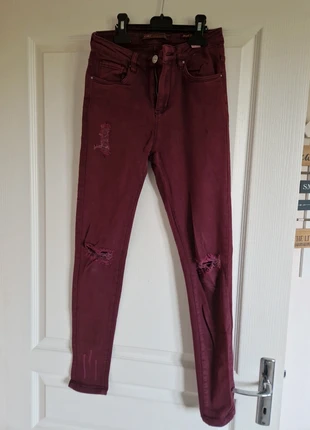 Jean effet usé, brand: Vs. Miss, condizioni: Buone, taglia: S / IT 40 / EU 36, €1.00, €1.75 include la Protezione acquisti