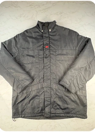 Doudoune Nike vintage Noir Homme taille XXL SKU266, marke: Nike, zustand: Sehr gut, größe: XXL, 45,00 €, 47,95 € beinhaltet Vinted-Käuferschutz Pro