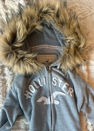 Vintage hollister fur hood hoodie, brand: Hollister, condition: New without tags, size: 10 / M, $27.80, $29.89 includes Buyer Protection