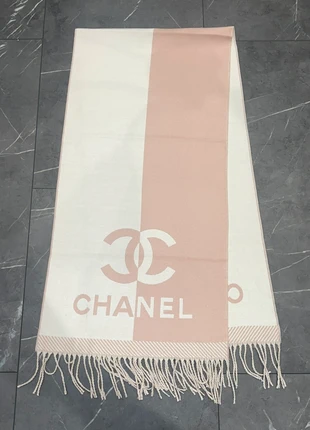 Chanel Scarf, merk: Chanel, staat: Goed, € 30,00, € 32,20 inclusief Kopersbescherming