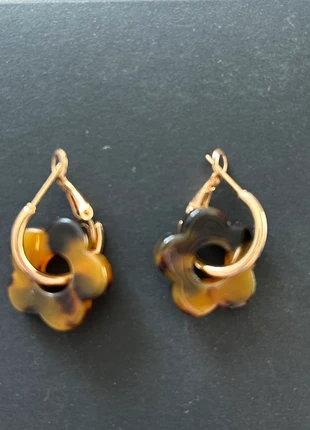 Boucles d’oreilles fleurs léopard, merk: Tendance, staat: Nieuw zonder prijskaartje, € 5,50, € 6,48 inclusief Kopersbescherming