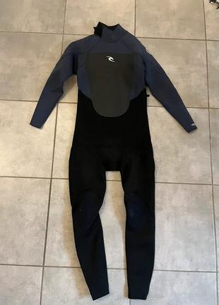 Combinaison Rip curl oméga 2024 backzip 3/2 M/S, marque: Rip Curl, état: Très bon état, 95,00 €, 100,45 € Protection acheteurs incluse