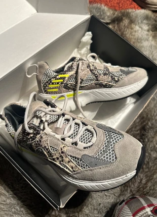 Baskets basse de la marque Mercer, marca: Mercer Amsterdam, estado: Muito bom, tamanho: 37, €30.00, €32.20 inclui Proteção do Comprador