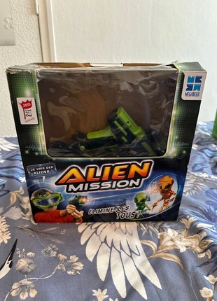 Alien Mission, brand: Megableu, condition: Good, size: 5 years / 110 cm, €5.00, €5.95 includes Buyer Protection