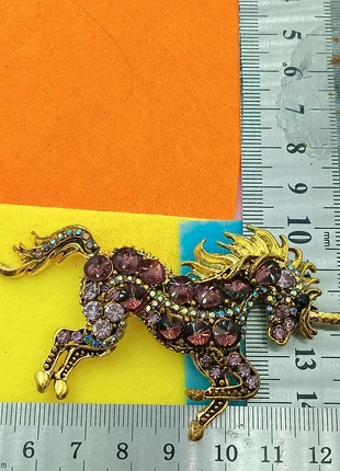 Broche, merk: Montre.fr, staat: Heel goed, € 5,00, € 5,95 inclusief Kopersbescherming Pro