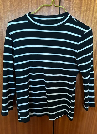 Camiseta blanca y negra, marca: Pull & Bear, estado: Muy bueno, tamaño: M / 38 / 10, 5,00 €, 5,95 € Protección al comprador incluida