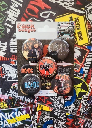 Pack Badges AC/DC x5, marque: AC/DC, état: Neuf sans étiquette, 4,90 €, 5,85 € Protection acheteurs incluse
