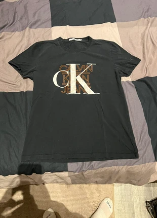 Maglietta Calvin Klein, merk: Calvin Klein, staat: Heel goed, maat: XL, € 7,99, € 9,09 inclusief Kopersbescherming