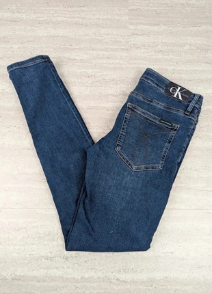 Jean Calvin Klein Jeans – bleu foncé – taille 16, marque: Calvin Klein, état: Très bon état, taille: S / 36 / 8, 15,00 €, 16,45 € Protection acheteurs incluse