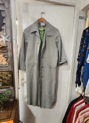 Joli trench vintage made in France, brand: Vintage Dressing, condition: Very good, size: XXL / 44 / 16, €42.00, €44.80 includes Buyer Protection Pro
