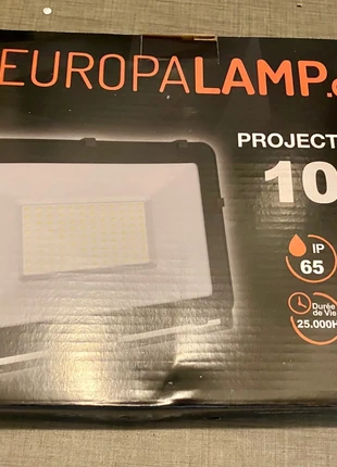 Projecteur LED 100w Neuf, état: Neuf avec étiquette, 8,00 €, 9,10 € Protection acheteurs incluse