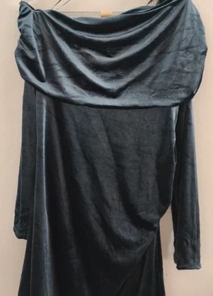 Vestido terciopelo talla xl, brand: H&M, condition: Very good, size: XL / 42 / 14, €5.00, €5.95 includes Buyer Protection