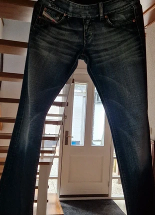 Jeans van Diesel Industry, marque: Diesel, état: Très bon état, taille: S / 36 / 8, 15,00 €, 16,45 € Protection acheteurs incluse