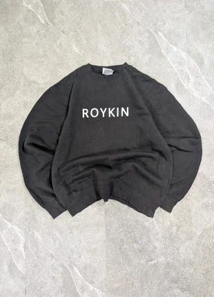 💫Sweatshirt Roykin Black Minimalist Classic Fit Modern Casual Style Versatile Wardrobe Staple.💫, merk: Russell, staat: Heel goed, maat: S, € 12,95, € 14,30 inclusief Kopersbescherming
