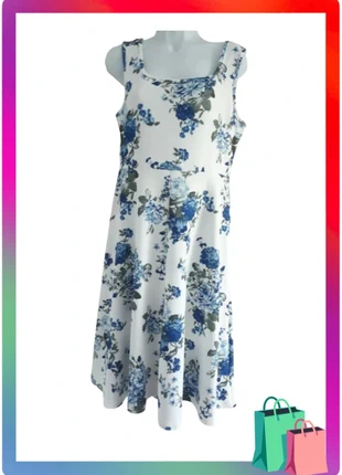 Robe blanche sans manches fleurs bleues taille L, brand: sans marque, condition: New without tags, size: L / 40 / 12, €13.00, €14.35 includes Buyer Protection